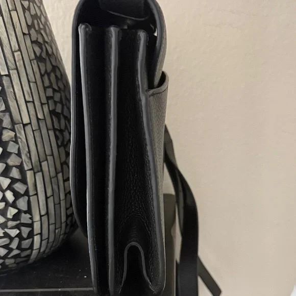 Tory Burch Black and Gold Crossbody Bag - Picture 5 of 8